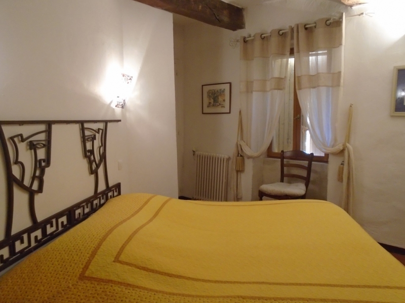 Chambres d'hôtes Geynet gargas 84400 N° 9