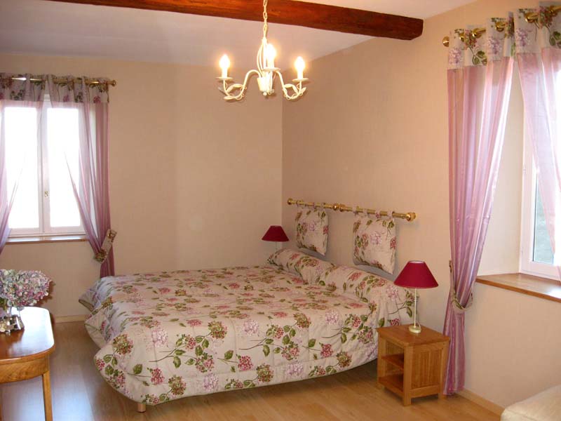 Chambres d'hôtes Cambourian ronno 69550 N° 3