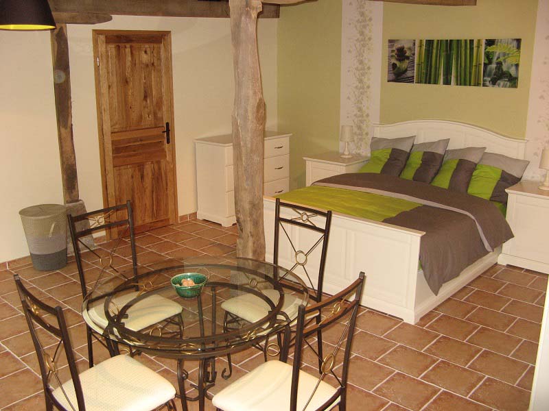 Chambres d'hôtes Dhondt-Francque charensat 63640 N° 4