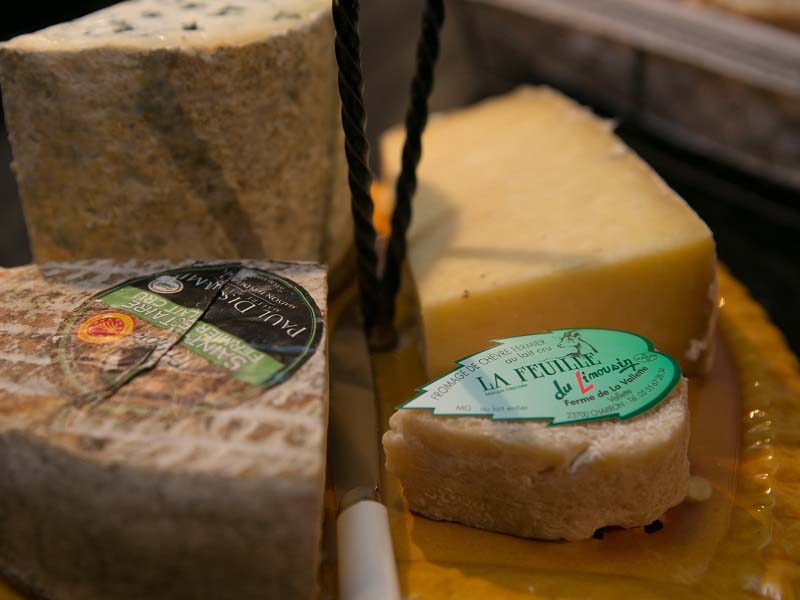 Chambres d'hôtes Dhondt-Francque charensat 63640 N° 1