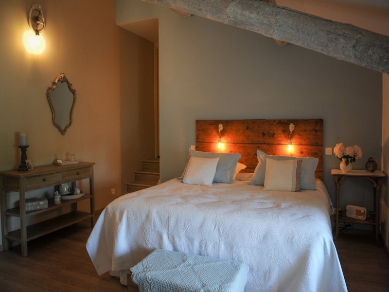 Chambres d'hôtes Grassi chateauneuf de gadagne 84470 N° 12