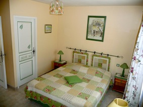 Chambres d'hôtes Mouret molleges 13940 N° 5